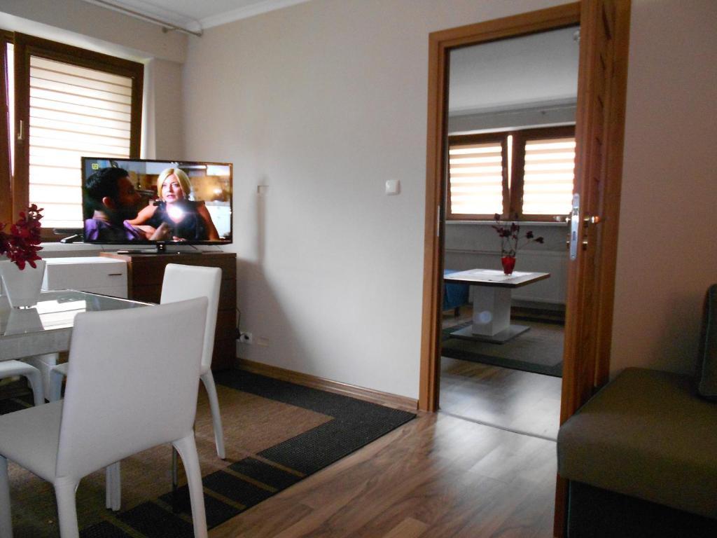 Gimnazjalna 5 - Apartamenty I Pokoje W Centrum Zakopanego Стая снимка